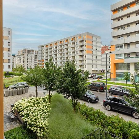 Modern Apartment With Balcony Mokotow Business Centre By Noclegi Renters Warsaw Exterior photo