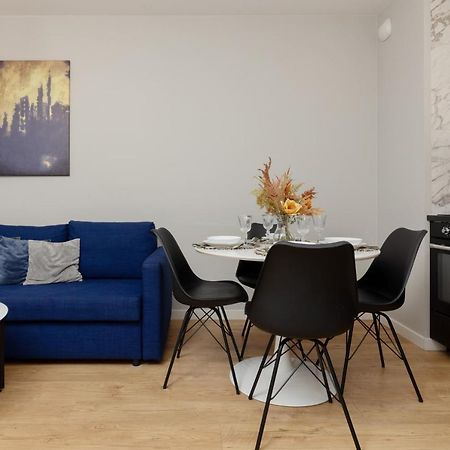 Modern Apartment With Balcony Mokotow Business Centre By Noclegi Renters Warsaw Exterior photo
